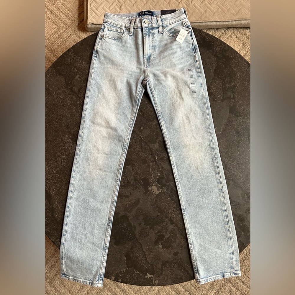 GAP| High Rise 90s Straight Leg Jeans - Picture 10 of 11